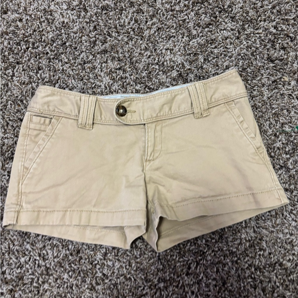 Red Camel Tan Cargo Shorts with Cuffed Hem